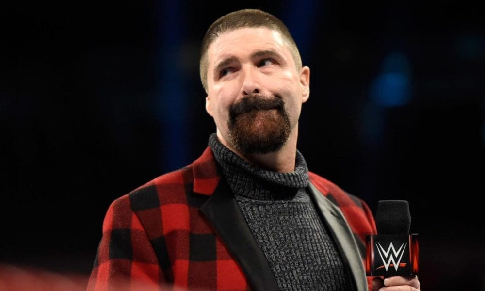 Mick Foley explica por que AEW es un problema para WWE
