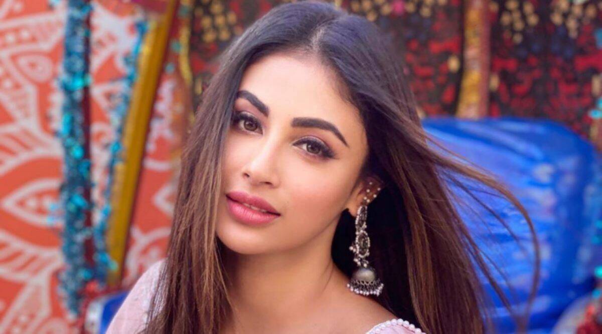  Mouni Roy es un espectáculo digno de contemplar en apariciones recientes;  echar un vistazo
