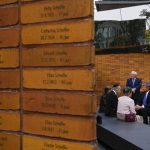 Nuevo memorial de Ámsterdam nombra a las 102.000 víctimas holandesas del Holocausto