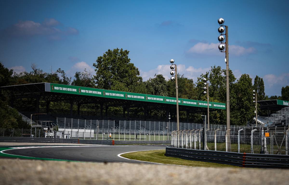 Parabolica de Monza renombrada en honor a Michele Alboreto