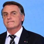 Bolsonaro de Brasil dice que está 'aburrido' con preguntas sobre muertes por COVID