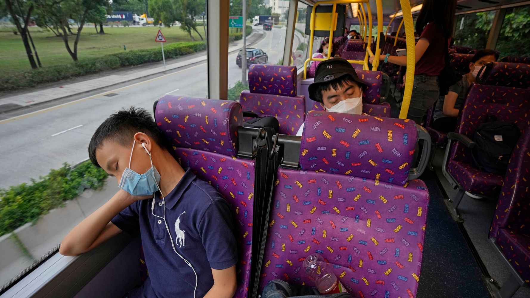 El recorrido en autobús de 5 horas por Hong Kong atiende a personas privadas de sueño