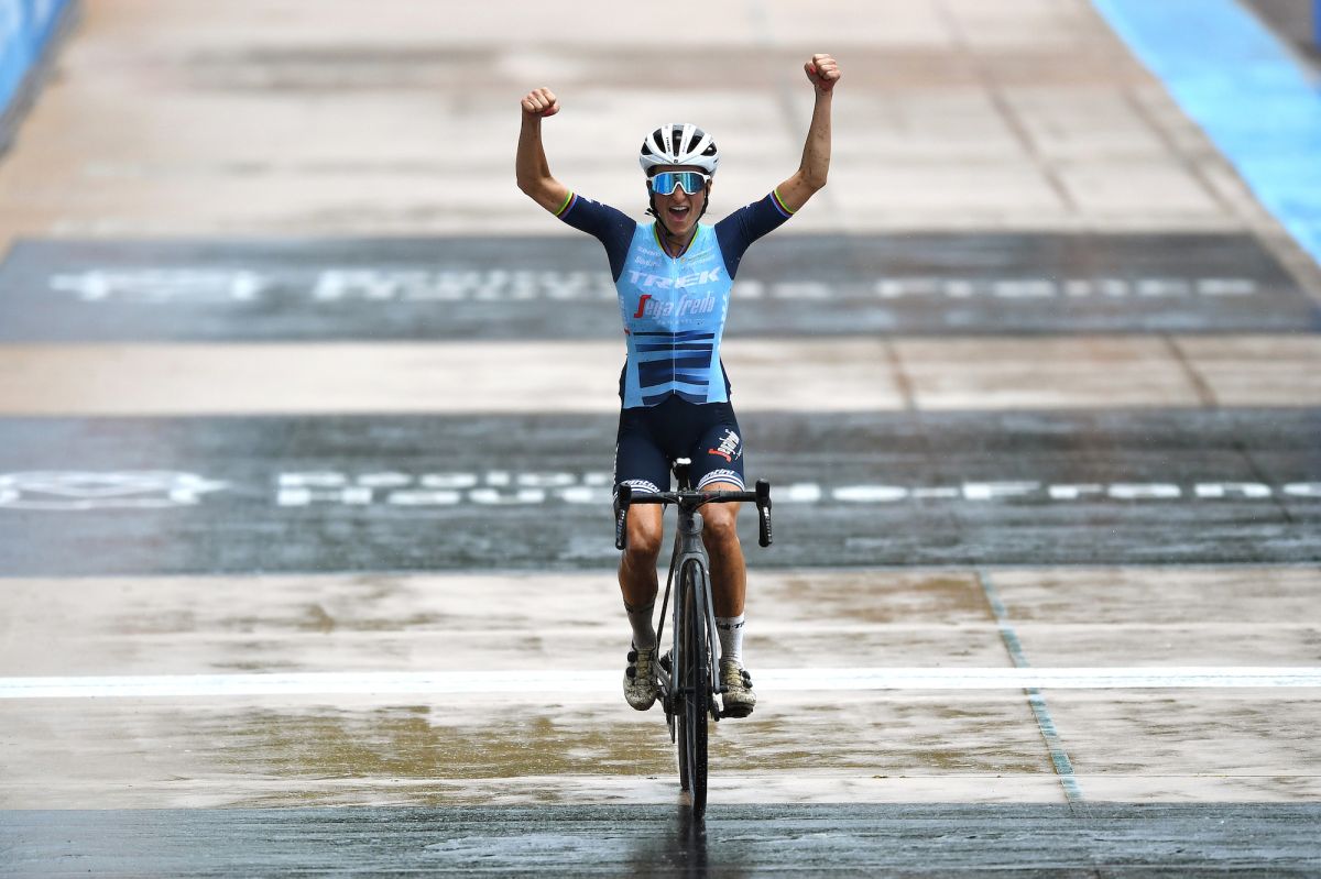 `` Ese no era realmente el plan '', dice Lizzie Deignan después de la impresionante victoria Paris-Roubaix
