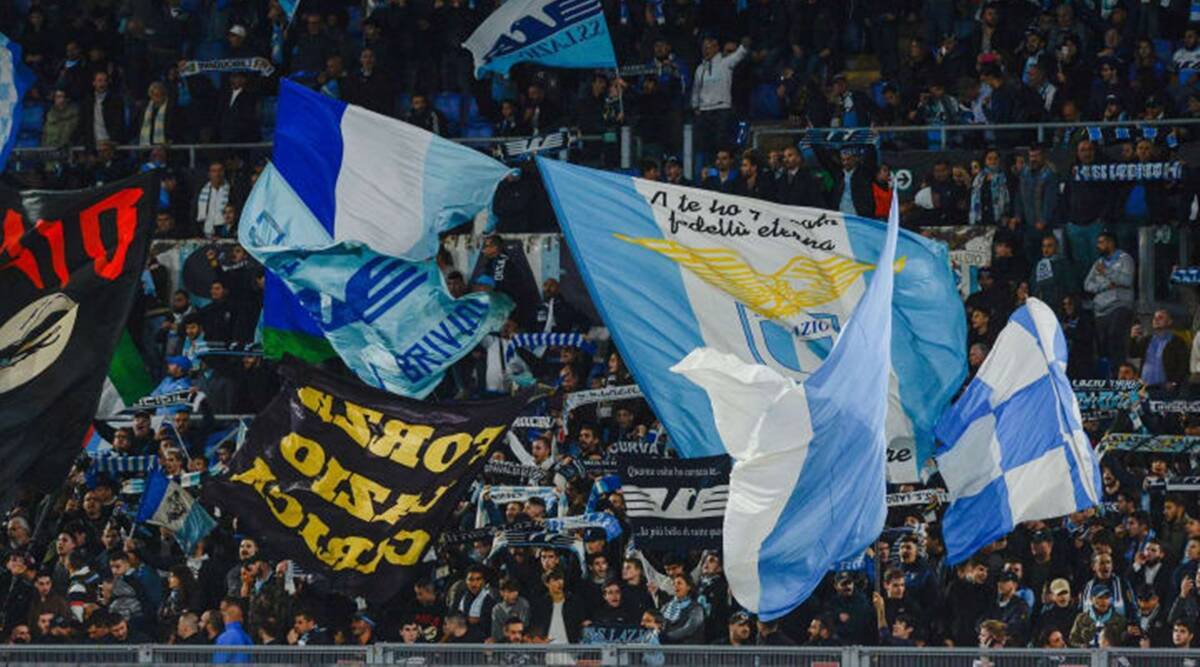 La Lazio suspende a cetrero por animar a Mussolini en el estadio