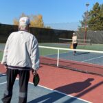 La comunidad del tenis de Edmonton está preocupada por la posible pérdida de canchas debido a la popularidad del pickleball - Edmonton