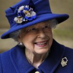 La reina Isabel II de regreso en Windsor después de los controles hospitalarios