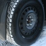 Los neumáticos de invierno son obligatorios en la mayoría de las carreteras de Columbia Británica a partir del 1 de octubre - BC