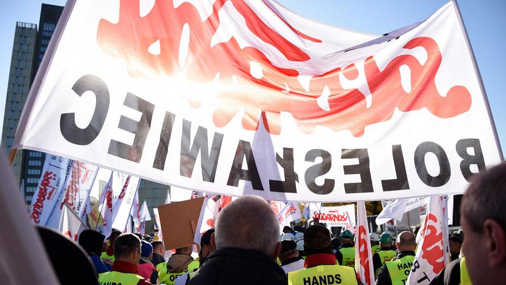 Mineros polacos protestan contra orden judicial de la UE de cerrar mina de carbón Turow