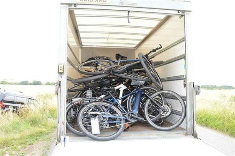 Siete hombres encarcelados por robar bicicletas por valor de £ 70k de la tienda Rutland Cycling