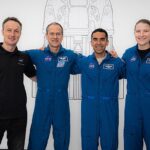 Raja Chari (segundo desde la derecha) se convertirá en el segundo comandante novato de un vuelo espacial, y se le unirán Thomas Marshburn (izquierda) y Kayla Barron (derecha) de la NASA, con Matthias Maurer (segundo a la izquierda) de la ESA.