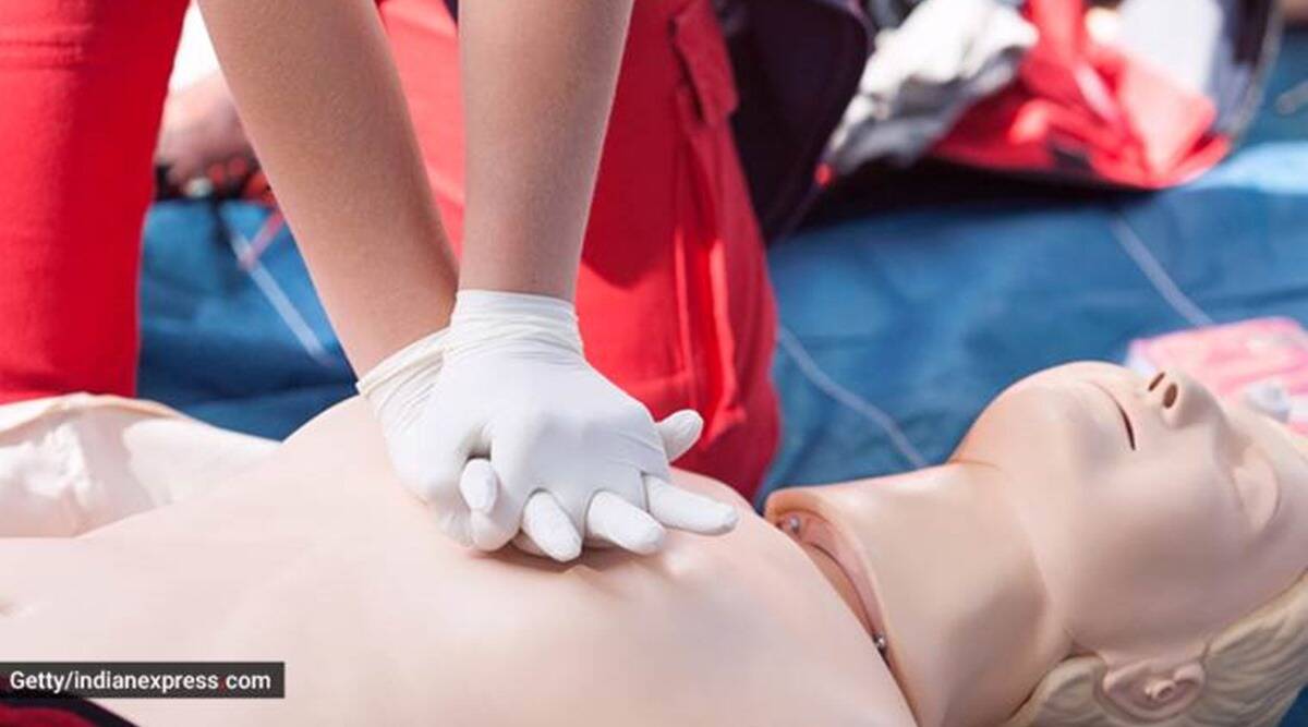 CPR, what is CPR, how to perform CPR, CPR heart attack