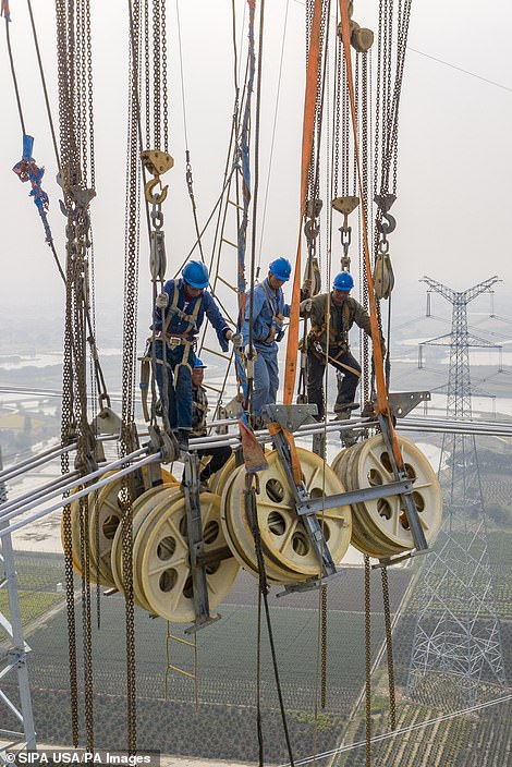 Trabajadores de la construcción en China