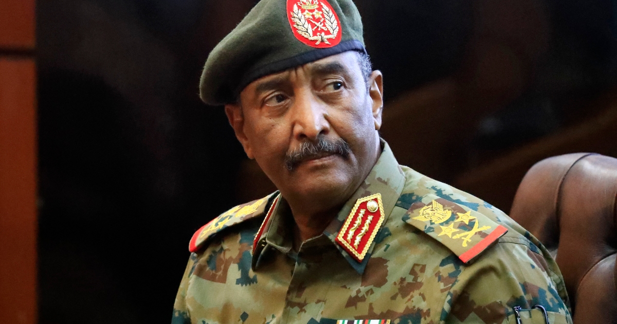 Burhan dice que no será parte del gobierno de Sudán después de la transición