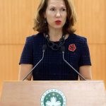 Dame Caroline Wilson, embajadora de Gran Bretaña en China ha sido acusada de ¿cabildear¿ a los ministros del gabinete en nombre del régimen de Beijing