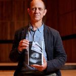 El sudafricano Damon Galgut gana el premio Booker por 'La promesa'