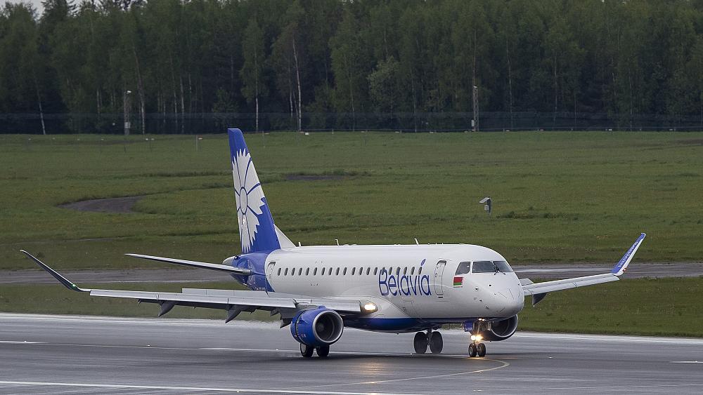 La aerolínea estatal de Bielorrusia Belavia y Turquía toman medidas para detener los vuelos de migrantes