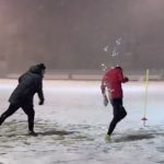 Leonid Slutsky ciertamente se está divirtiendo entrenando ahora que cae nieve en Rusia