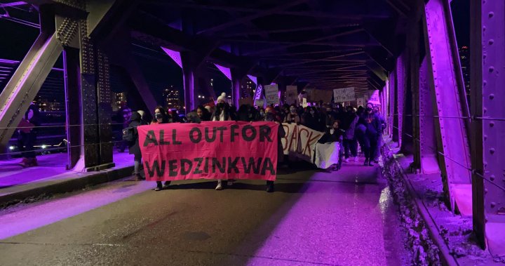 Los habitantes de Edmonton marchan en solidaridad con las personas de Wet'suwet'en que se oponen al proyecto Coastal GasLink - Edmonton