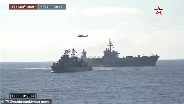 Vladimir Putin advirtió que los ejercicios militares cerca de la frontera de Rusia, incluidos los ejercicios navales estadounidenses en el Mar Negro (en la foto), son responsables de las tensiones en la región.