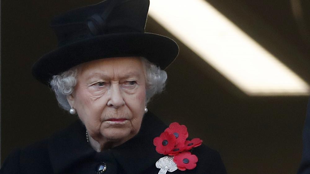 Queen sufre un esguince, no asistirá al evento del Domingo de la Memoria