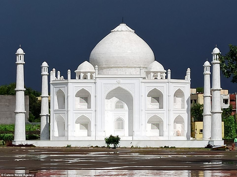 Un maestro indio construye el Taj Mahal para su esposa, un tercio del  tamaño del original. - Noticias del Mundo en español