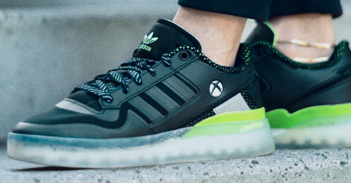 Adidas y Xbox se unieron en una zapatilla más con el tema de la consola, que ya está a la venta por $ 140