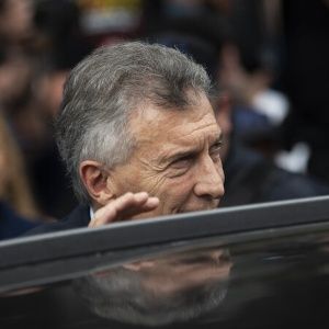 Argentina: Acusan a Macri y le prohíben salir del país