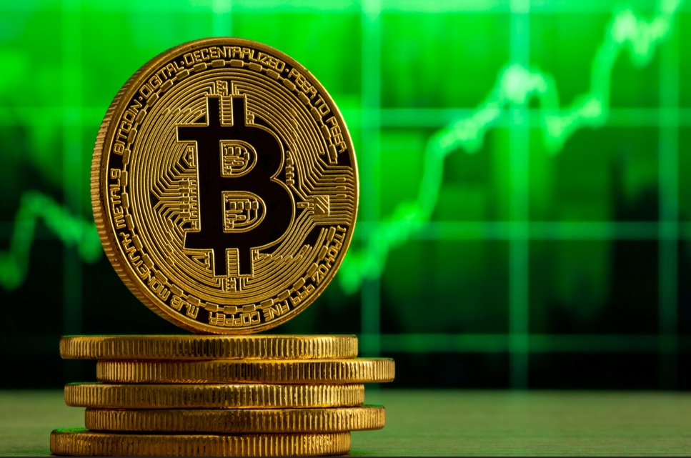 Bitcoin podría alcanzar los 200.000 dólares en 2022, dice Brock Pierce - Cripto noticias del Mundo