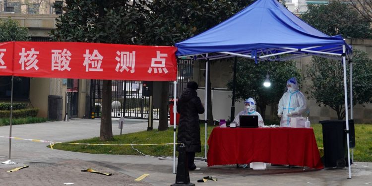 China pone 13 millones en bloqueo luego del aumento del coronavirus solo unas semanas antes de los juegos de invierno
