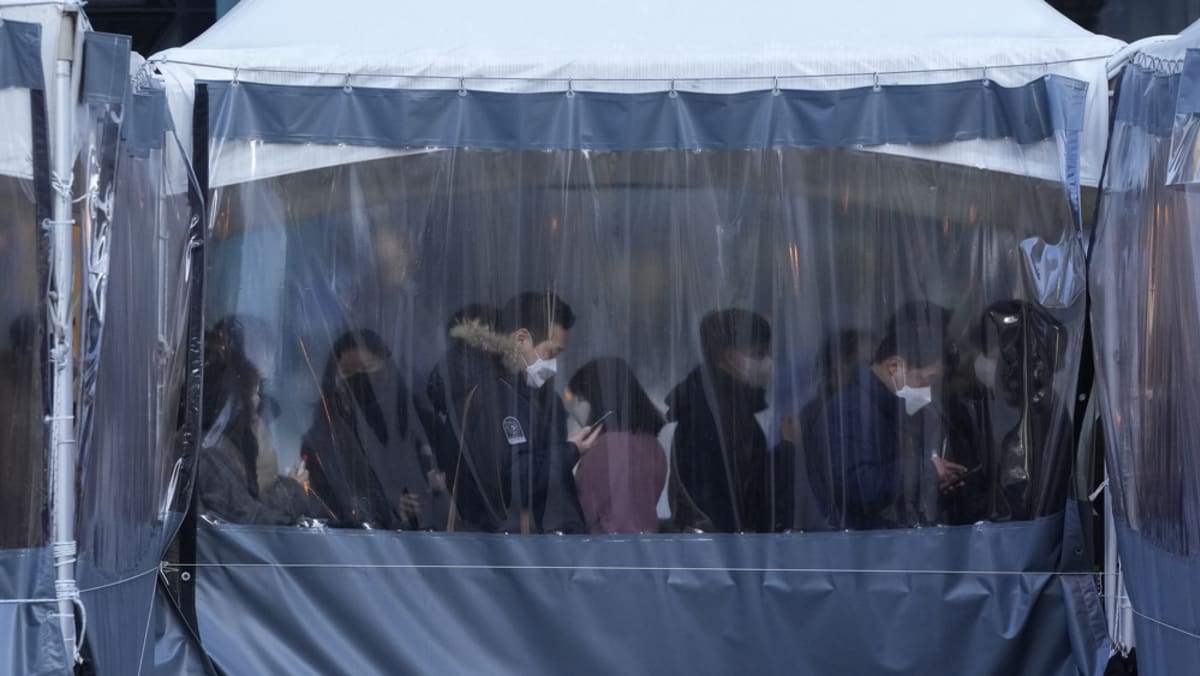 Corea del Sur marca el día más mortífero de la pandemia mientras Omicron se avecina