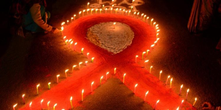 Día Mundial del SIDA: la lucha contra el VIH se olvida en medio de la pandemia de COVID