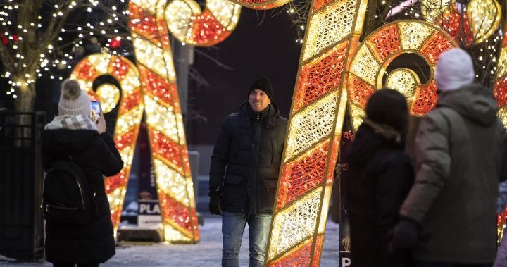 El espíritu navideño logra brillar para algunos mientras Omicron arrasa con las celebraciones de los canadienses - National