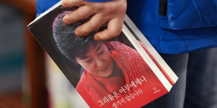 El expresidente Park dice que no hizo nada "feo" para beneficio personal