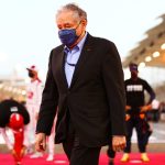 El jefe de carreras dice que la Fórmula Uno no debería involucrarse en política ya que el deporte se enfrenta a problemas antes del Gran Premio de Arabia Saudita