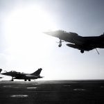 Emiratos Árabes Unidos firma contrato con Francia por 80 aviones de combate Rafale