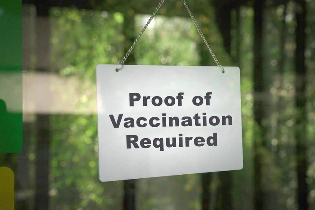 La corte detiene la implementación del requisito de vacunación Covid-19 en Kenia