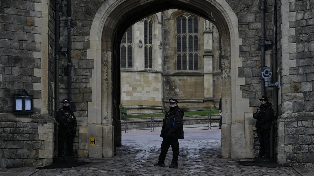 La policía del Reino Unido arresta a un intruso armado en los terrenos del Castillo de Windsor
