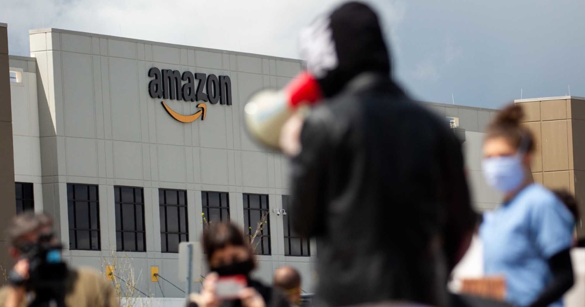 Los trabajadores de Amazon en los EE. UU. Ahora enfrentan menos obstáculos para organizarse