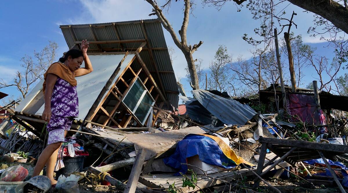 Más de 200 muertos después de que un tifón azotara Filipinas