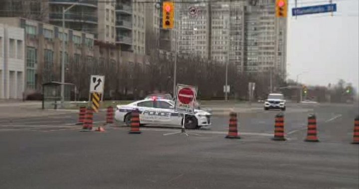 Niña de 17 años gravemente herida tras ser atropellada por vehículo en Mississauga - Toronto