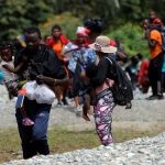 Panamá señala presencia de menores entre grupos de migrantes