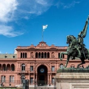 Sede del gobierno argentino en alerta por amenaza de bomba