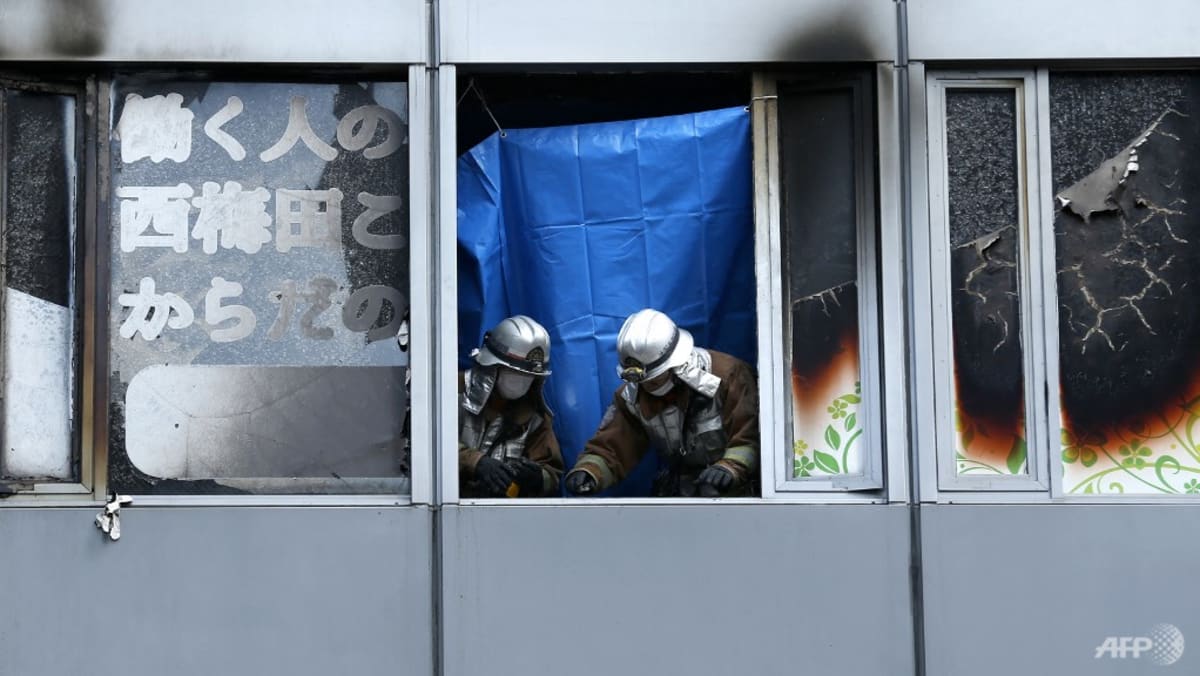 Sospechoso de incendio provocado en una clínica de salud mental de Japón que mató a 25 muere en un hospital: NHK