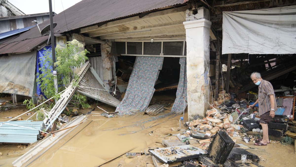 'Una vez en una inundación de 100 años': cinco muertos y 41.000 desplazados en Malasia
