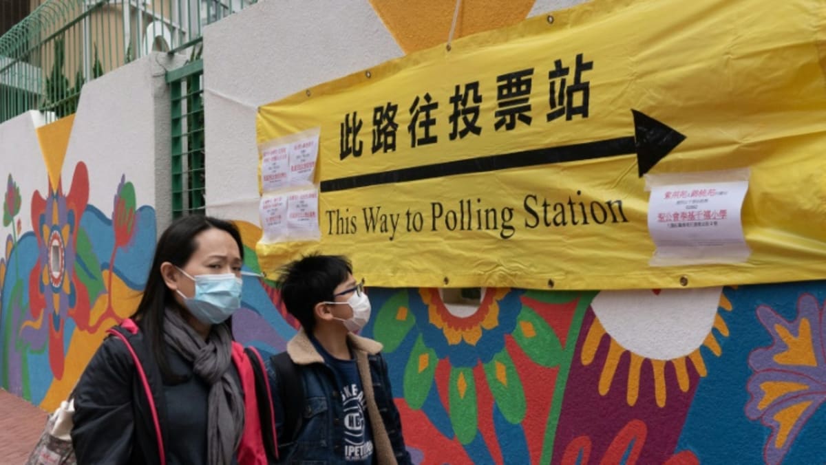 Xi elogia votación 'exitosa' en Hong Kong en reunión con Carrie Lam