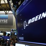 Acciones que realizan los mayores movimientos previos a la comercialización: Boeing, AT&T, Mattel y otros
