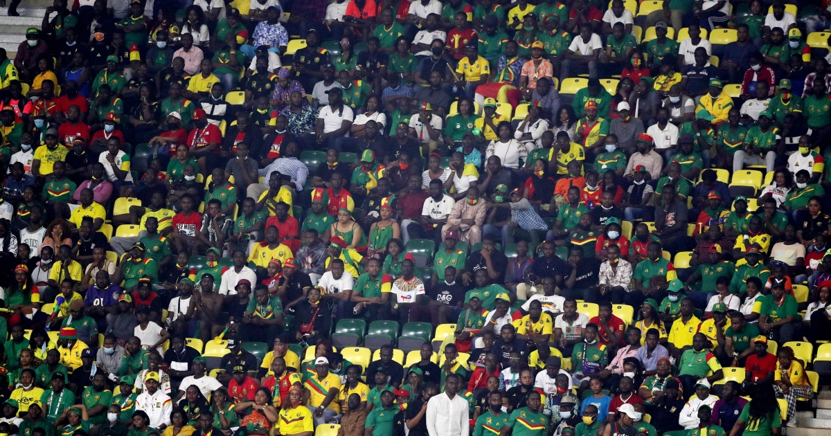 Al menos seis aficionados muertos en estampida en partido de Camerún AFCON