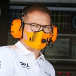 Andreas Seidl está a favor de prohibir la transmisión de equipos a Race Control