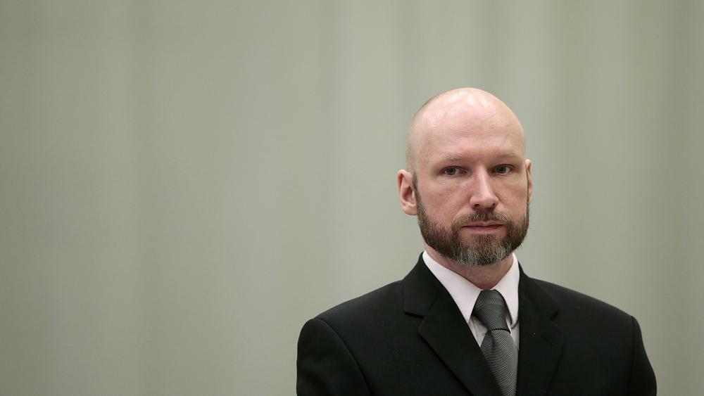 Asesino en masa de Noruega es un pobre candidato para salir de prisión, dice fiscal