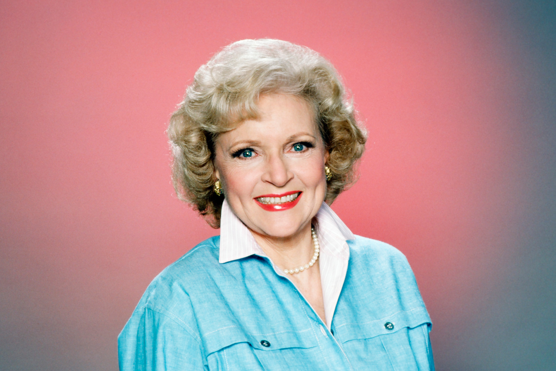 THE GOLDEN GIRLS -- Season 1 -- Pictured: Betty White as Rose Nylund -- (Photo by: Herb Ball/NBCU Photo Bank/NBCUniversal via Getty Images via Getty Images)